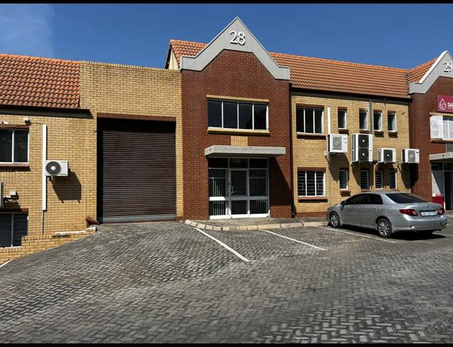 265M² WAREHOUSE TO LET IN EASTGATE